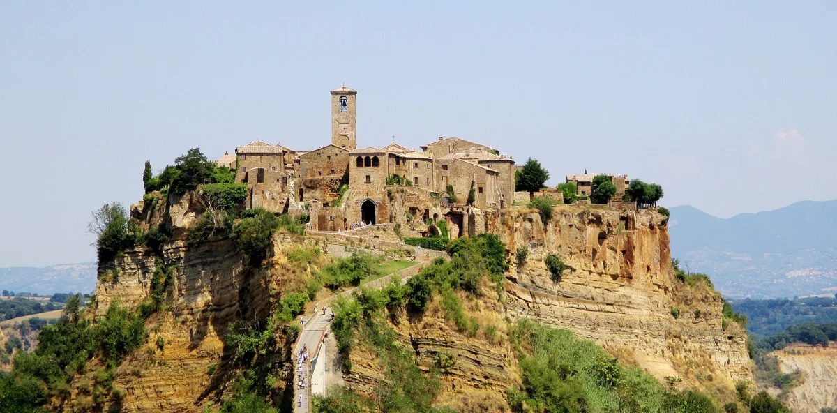 Civita di Bagnoregio accessibile: guida per visitatori con disabilità